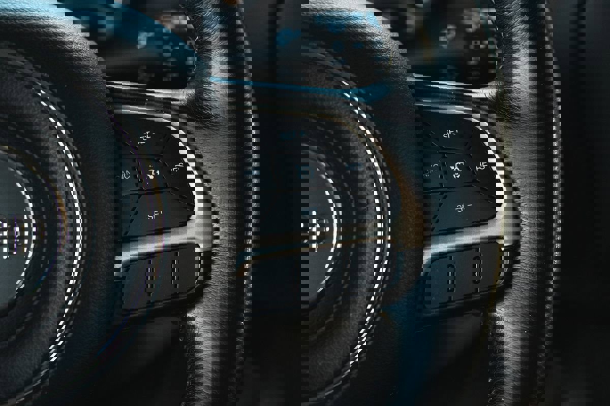 Used 2017 Jeep Renegade Latitude image 6