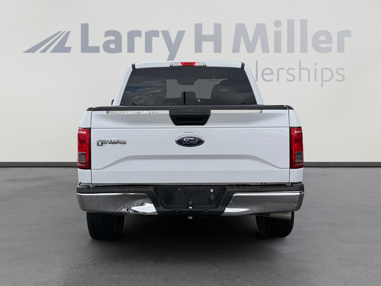Used 2017 Ford F150 XLT RWD image 4