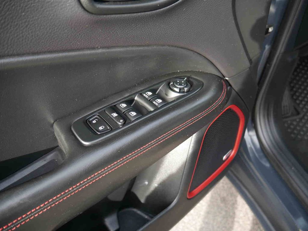 Used 2018 Jeep Compass Trailhawk w/ Leather Interior Group image 30