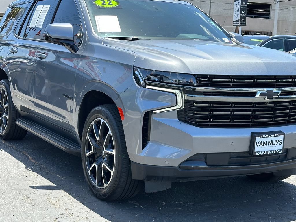 Used 2022 Chevrolet Tahoe RST w/ Luxury Package AWD/4WD image 11