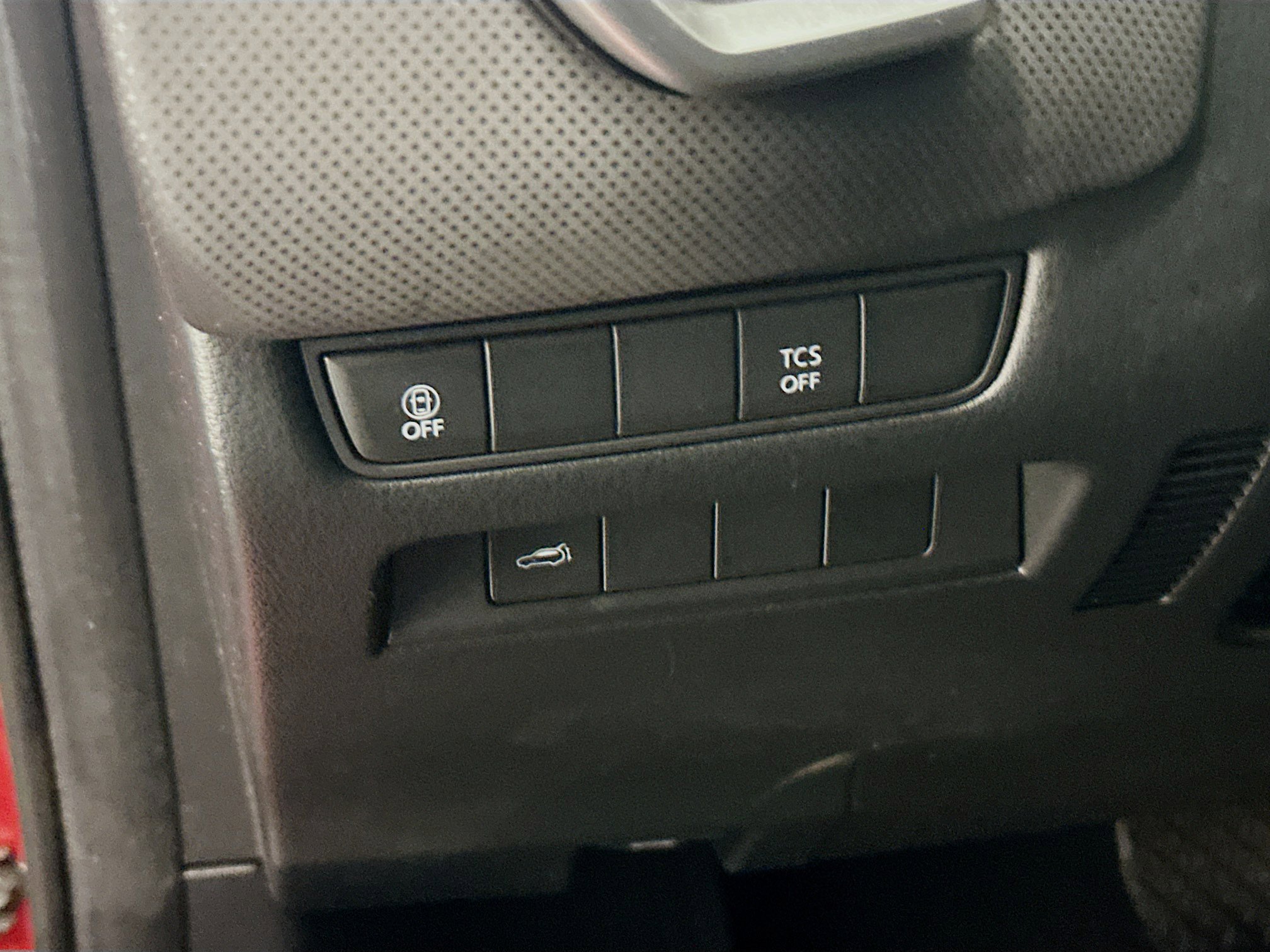 Used 2025 MAZDA CX-50 AWD 2.5 S w/ Preferred Package image 17