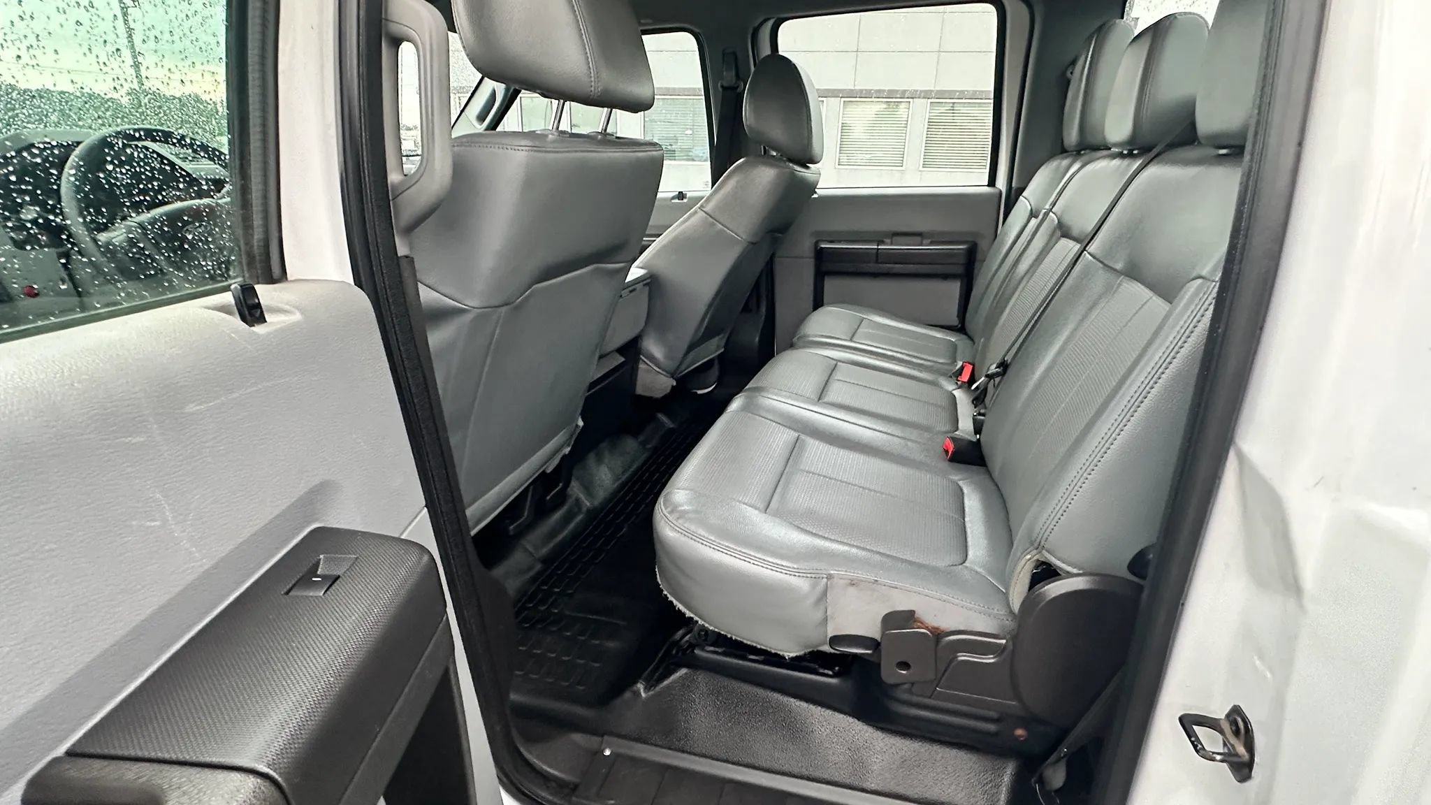 Used 2015 Ford F250 XL w/ Power Equipment Group AWD/4WD image 16