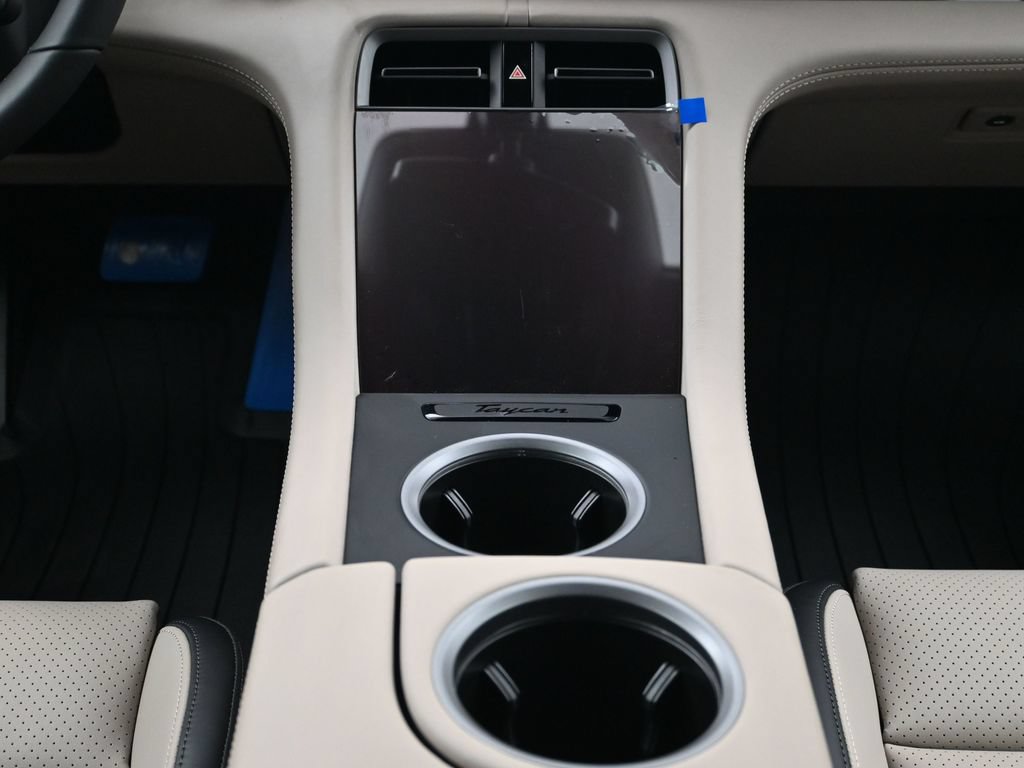 New 2026 Porsche Taycan 4S AWD/4WD image 10