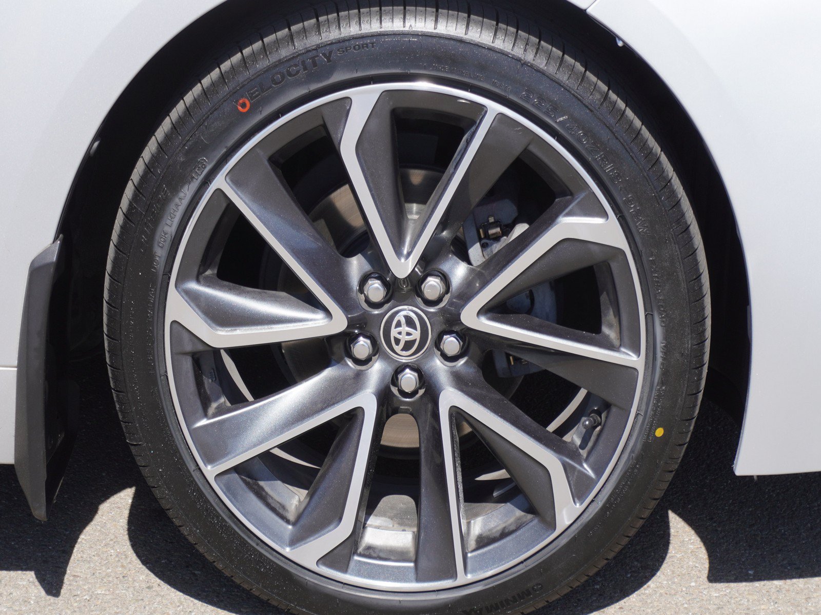 Used 2021 Toyota Corolla XSE w/ Carpet Mat Package (TMS) FWD image 5