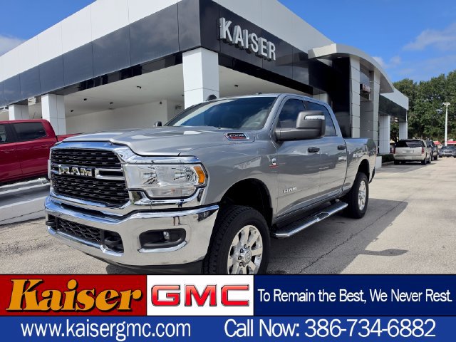 Used 2024 RAM 2500 Big Horn AWD/4WD image 1