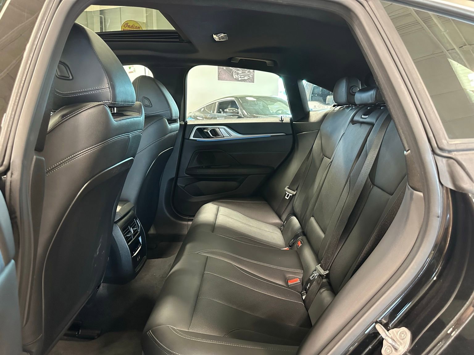 Used 2025 BMW i4 xDrive40i image 31