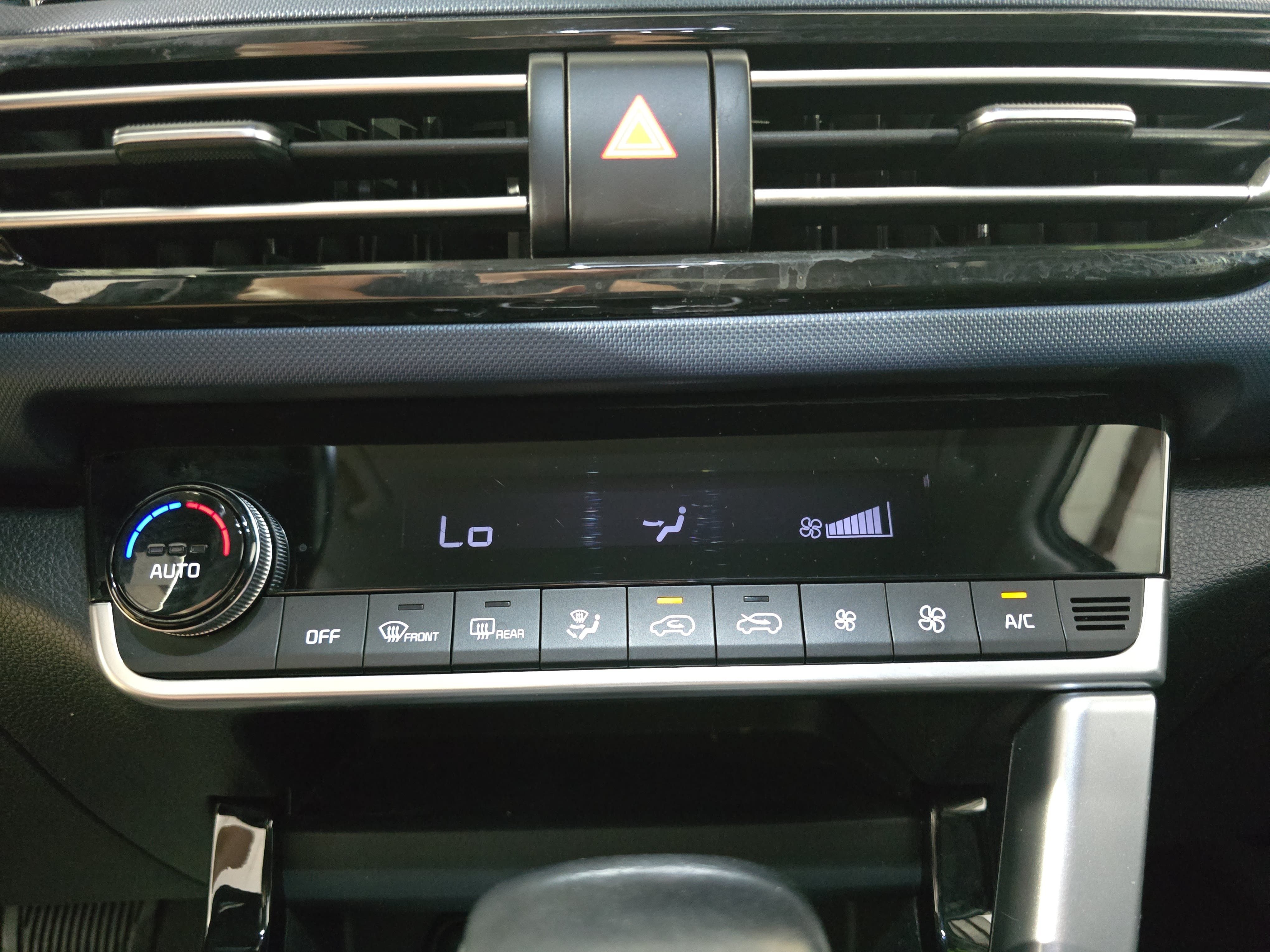 Used 2023 Kia Seltos Nightfall Edition AWD/4WD image 21