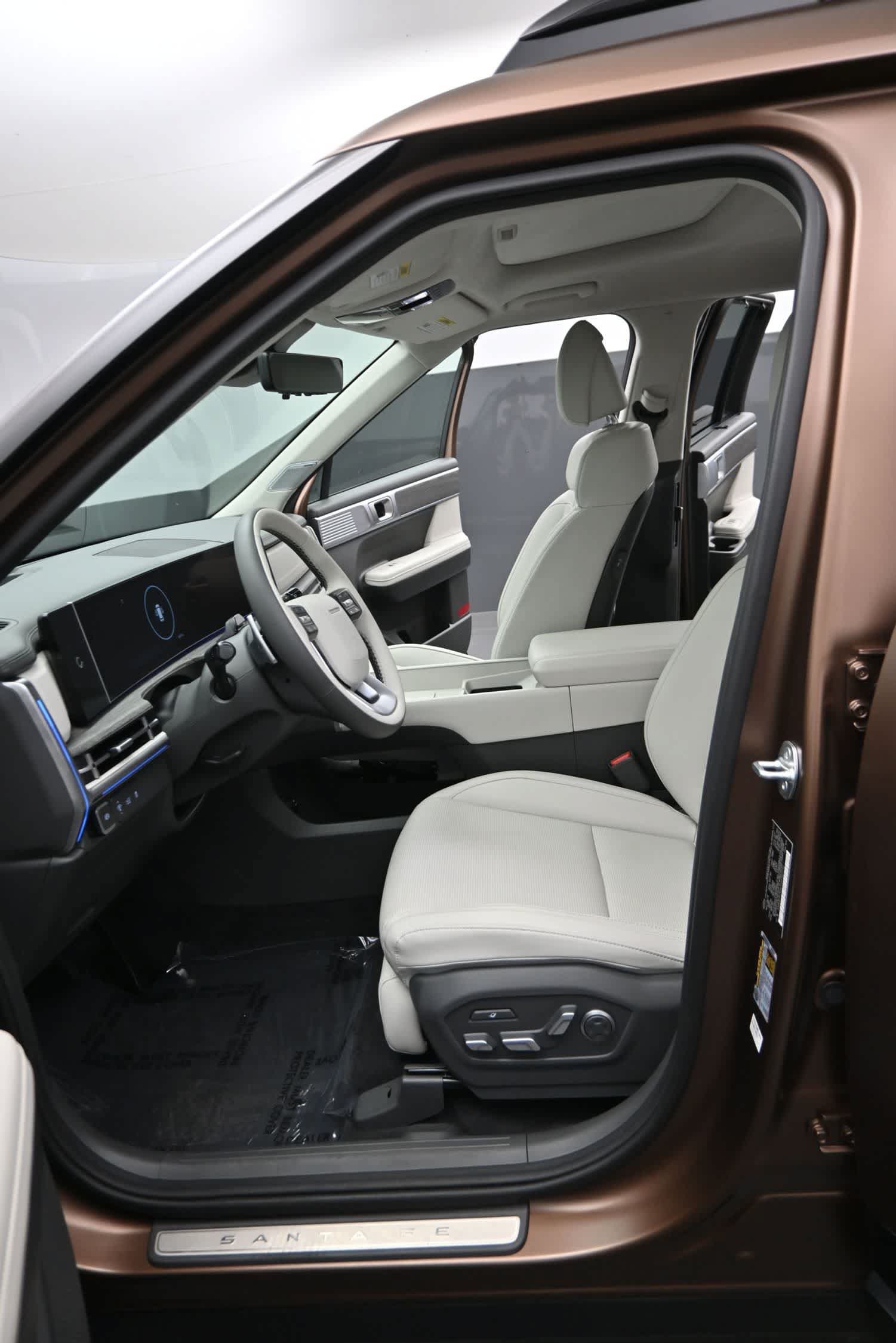 Used 2025 Hyundai Santa Fe Calligraphy AWD/4WD image 18