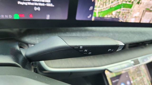 Used 2024 Lucid Air Pure RWD image 41