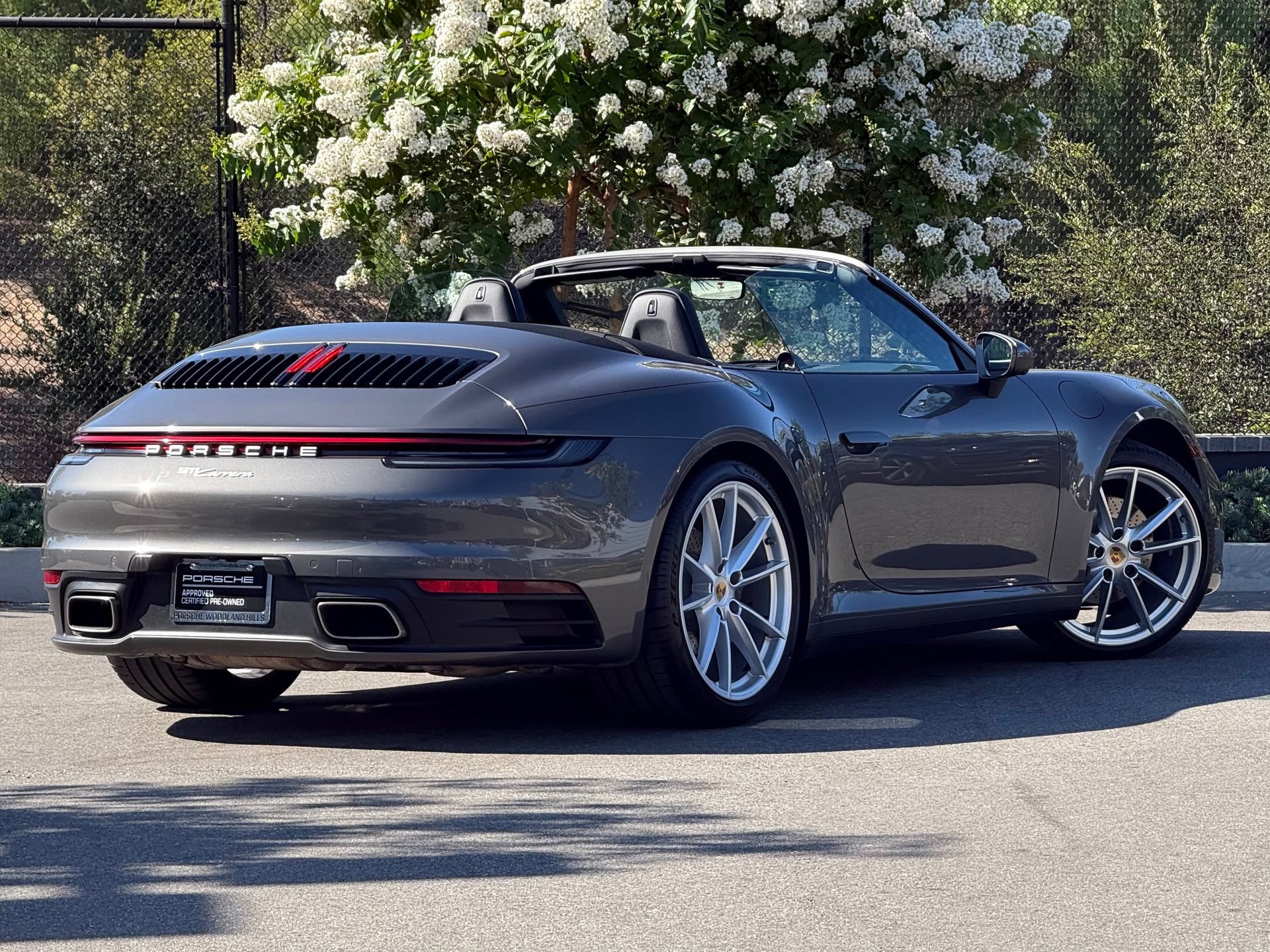 Certified 2024 Porsche 911 Carrera RWD image 7