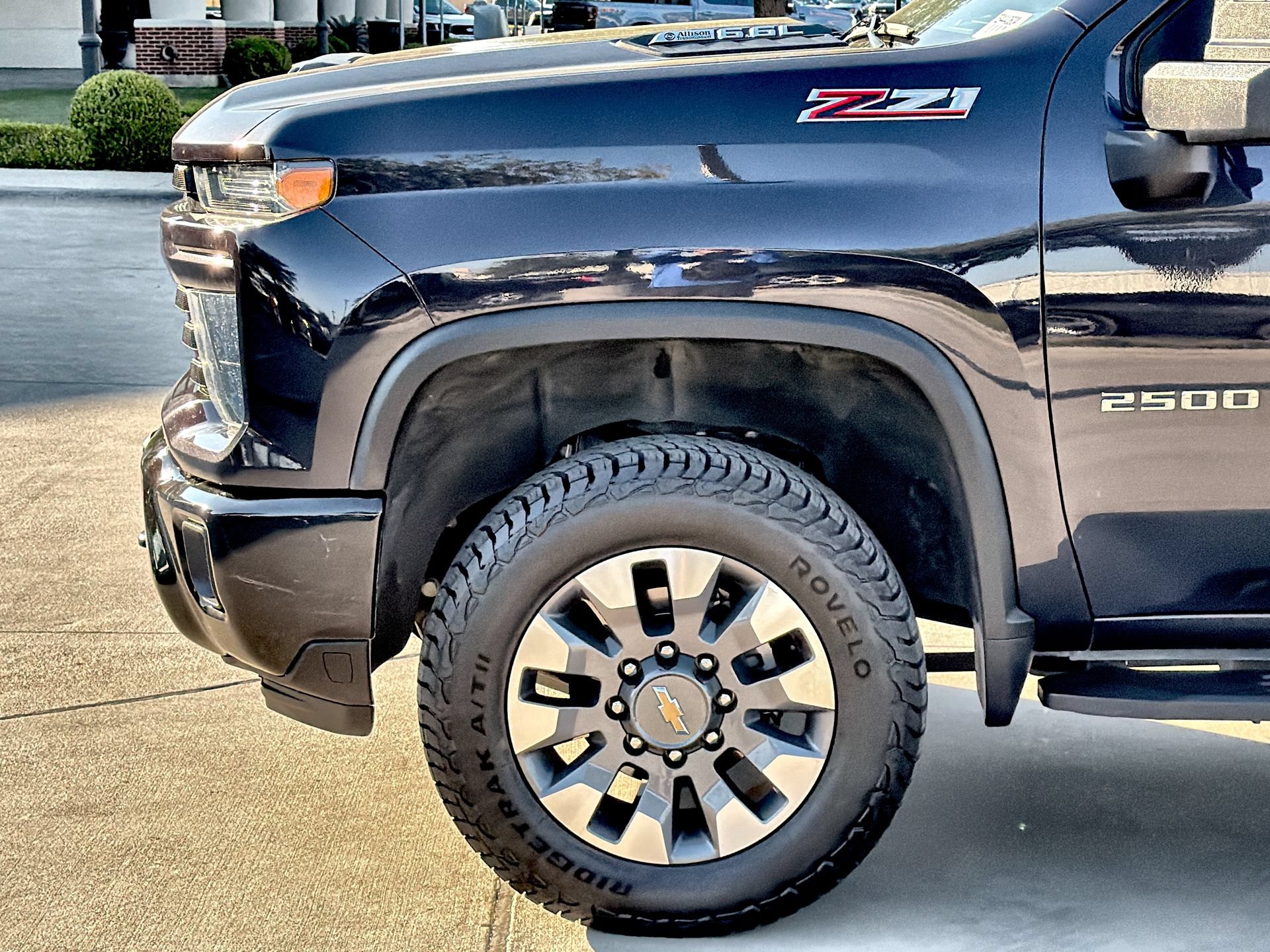 Used 2024 Chevrolet Silverado 2500 Custom w/ Custom Value Package AWD/4WD image 10