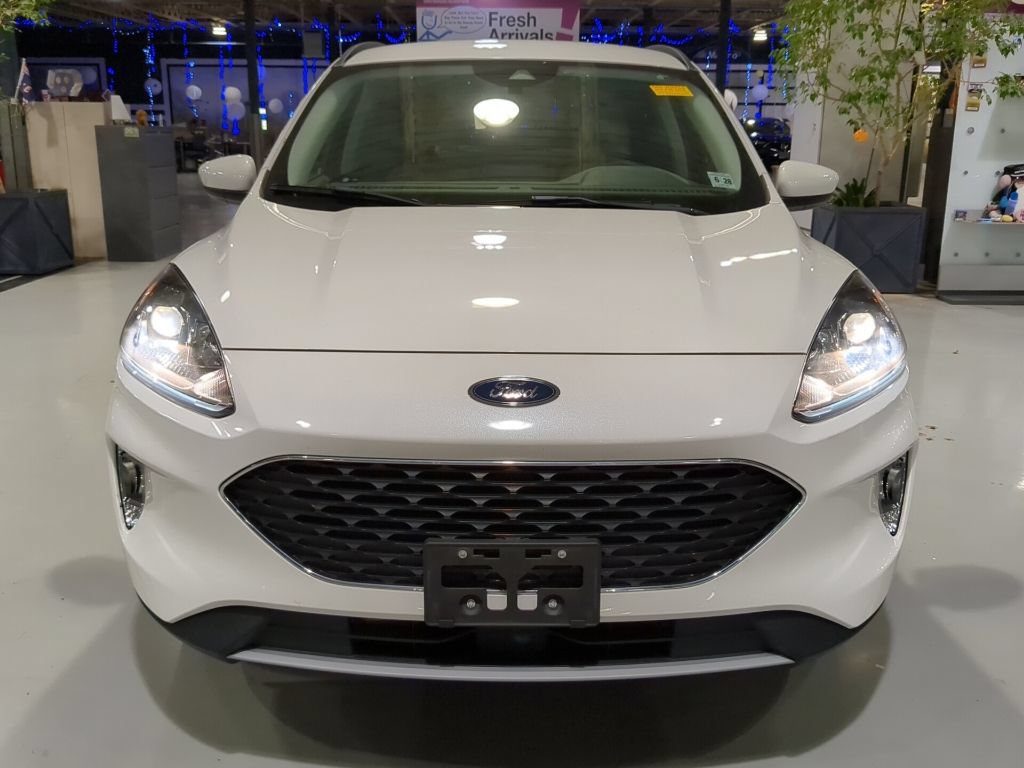 Used 2022 Ford Escape SEL AWD/4WD image 3
