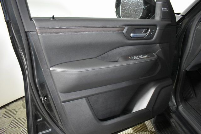 New 2026 Nissan Armada SL AWD/4WD image 7