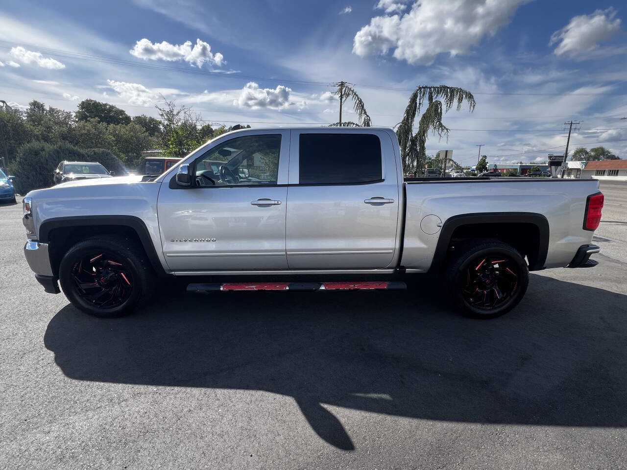 Used 2017 Chevrolet Silverado 1500 LT w/ All Star Edition image 4