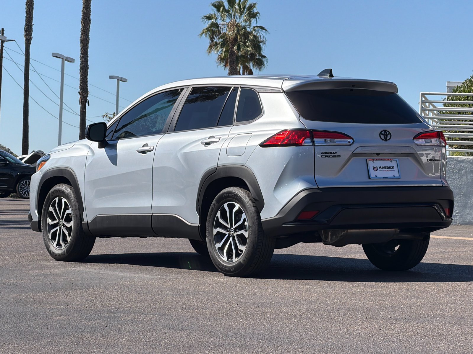 Used 2025 Toyota Corolla Cross AWD Hybrid image 3