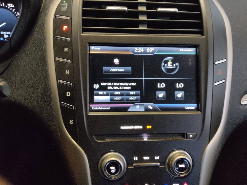 Used 2015 Lincoln MKC FWD image 25