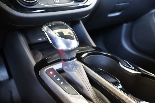 Used 2024 Buick Envista Sport Touring w/ Experience Buick Package FWD image 29
