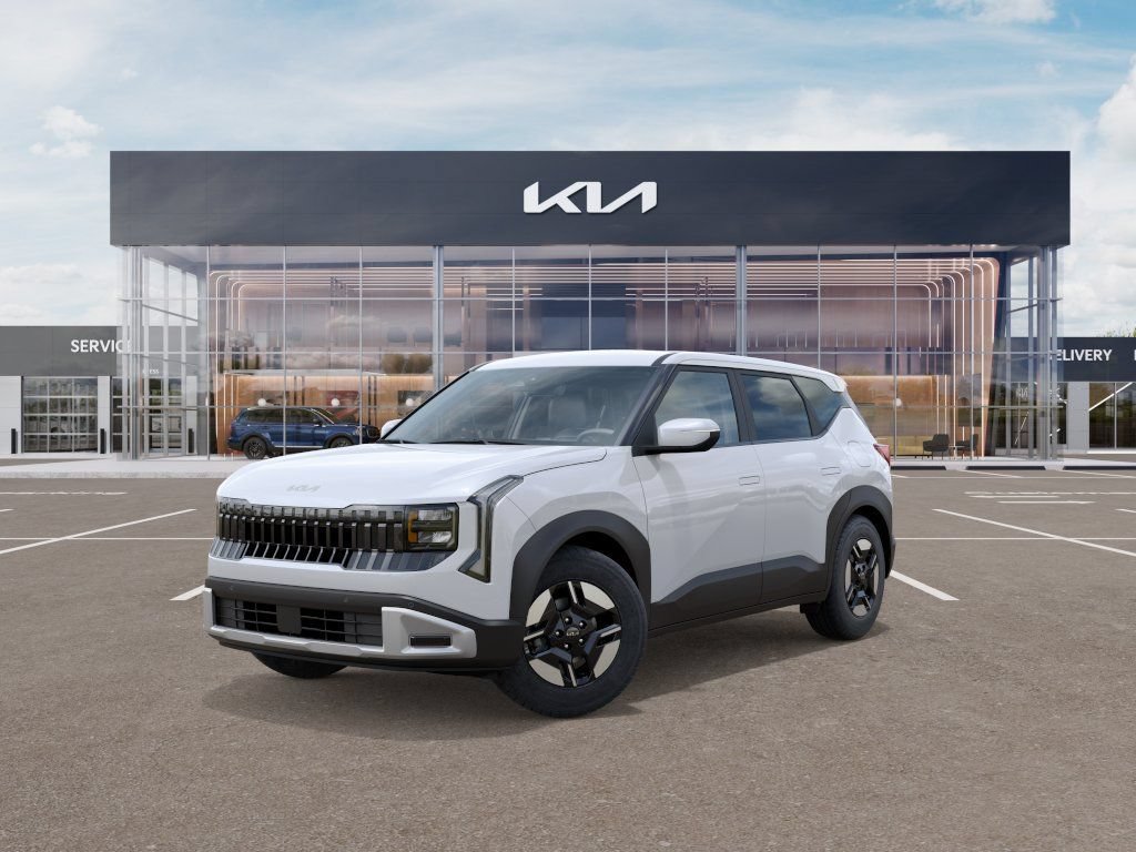 New 2027 Kia Seltos LX FWD image 1