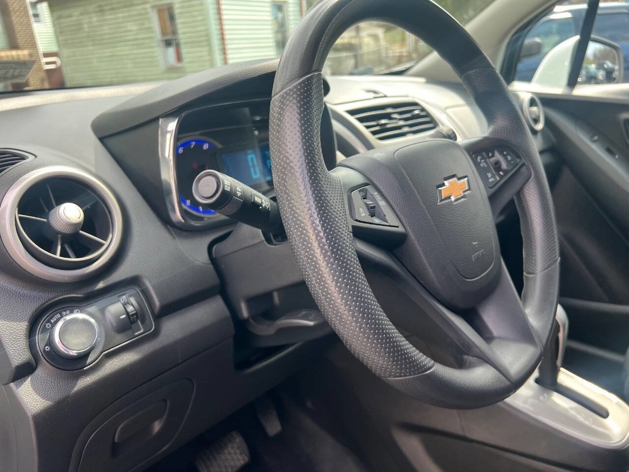 Used 2016 Chevrolet Trax LT w/ LPO, Protection Package image 5