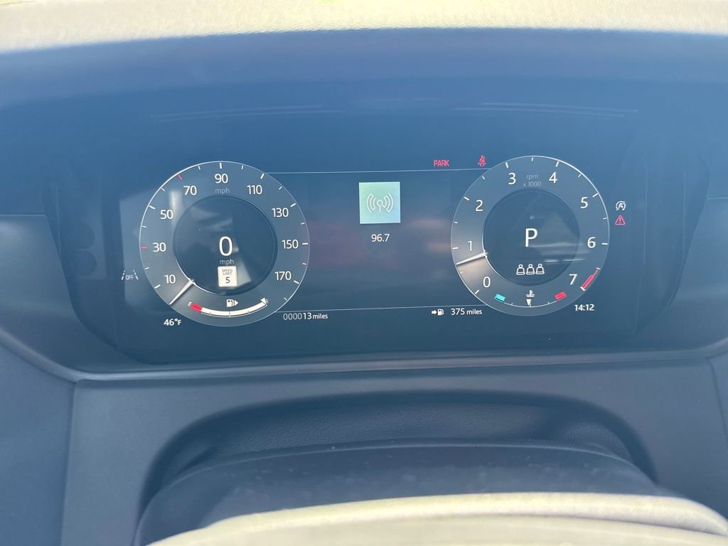 New 2026 Land Rover Range Rover Velar Dynamic SE image 22