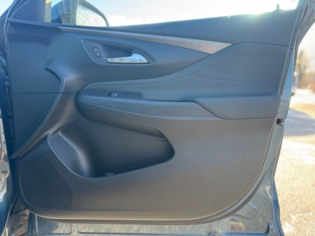 Used 2024 Buick Envista Sport Touring w/ Convenience I Package image 12