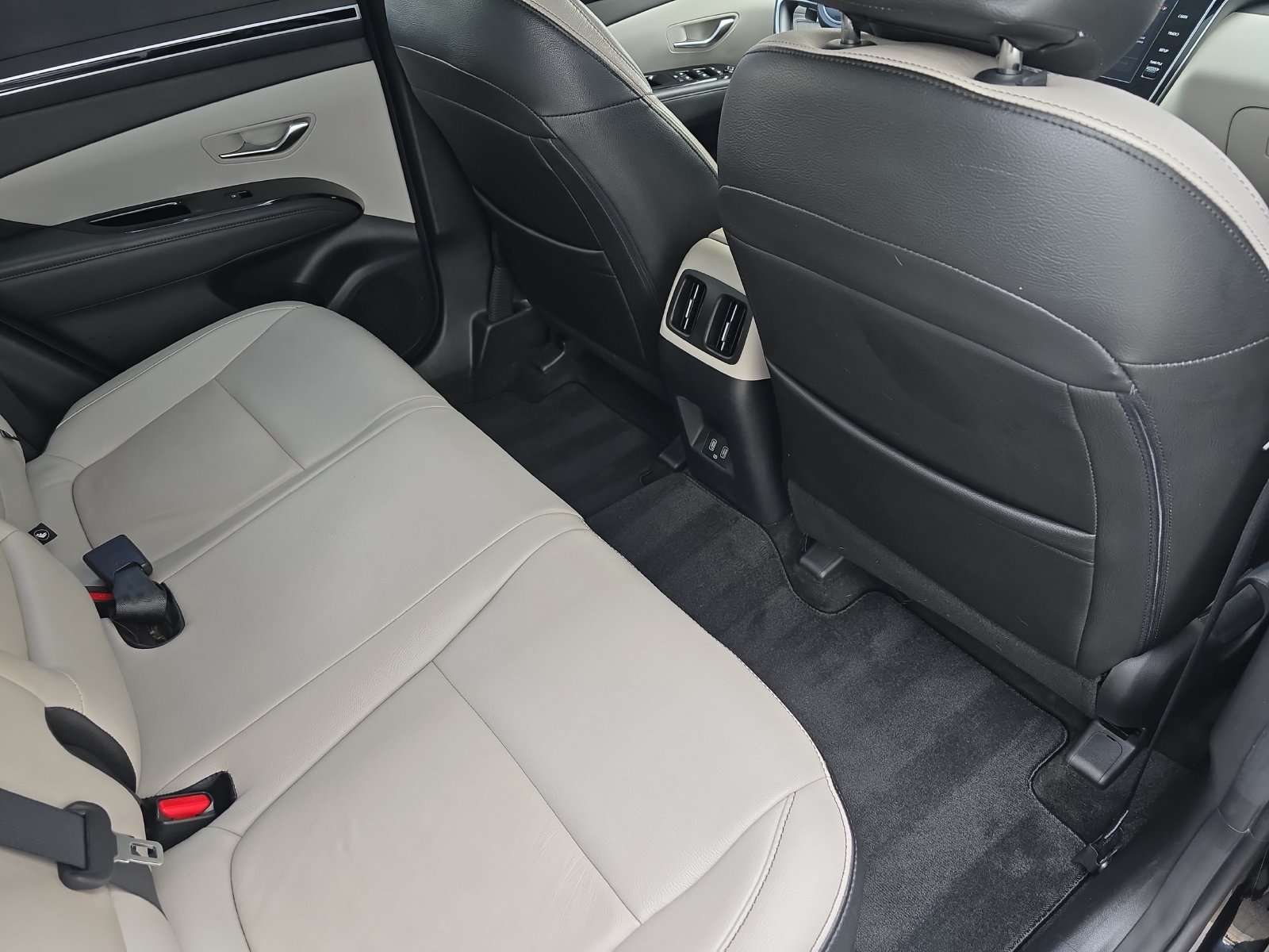 Used 2022 Hyundai Tucson SEL AWD/4WD image 13