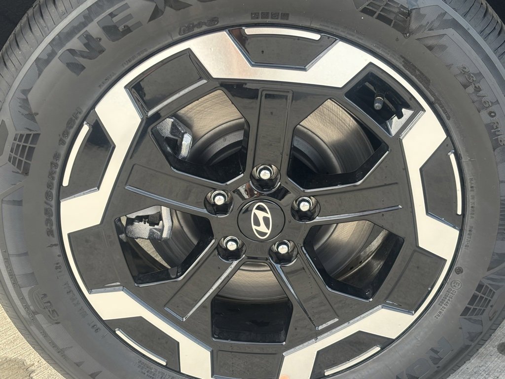 New 2026 Hyundai Santa Fe SE image 9