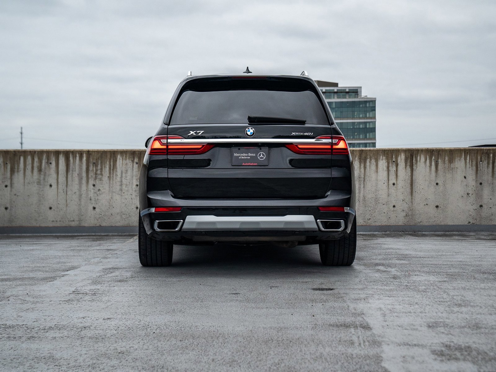 Used 2022 BMW X7 xDrive40i w/ Premium Package AWD/4WD image 5