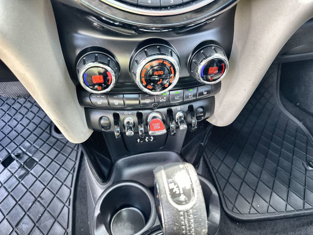 Used 2015 MINI Cooper S image 27