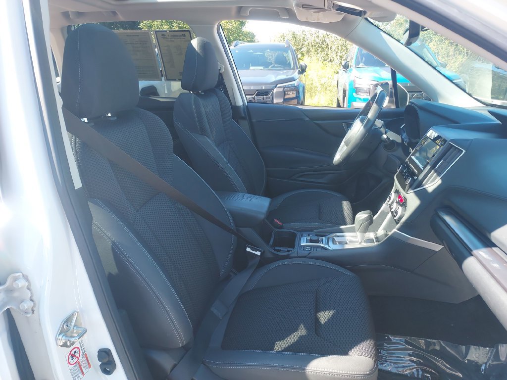 Used 2019 Subaru Forester Premium AWD/4WD image 32