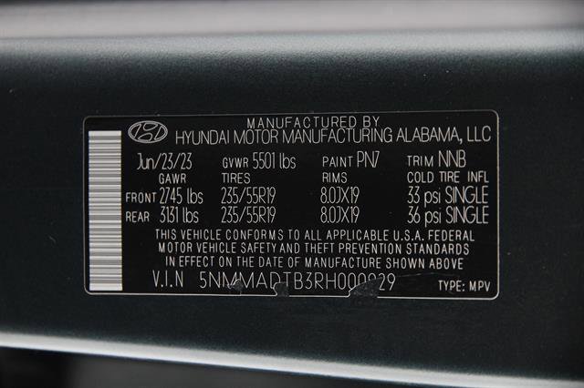 Certified 2024 Genesis GV70 2.5T w/ Select Package image 24