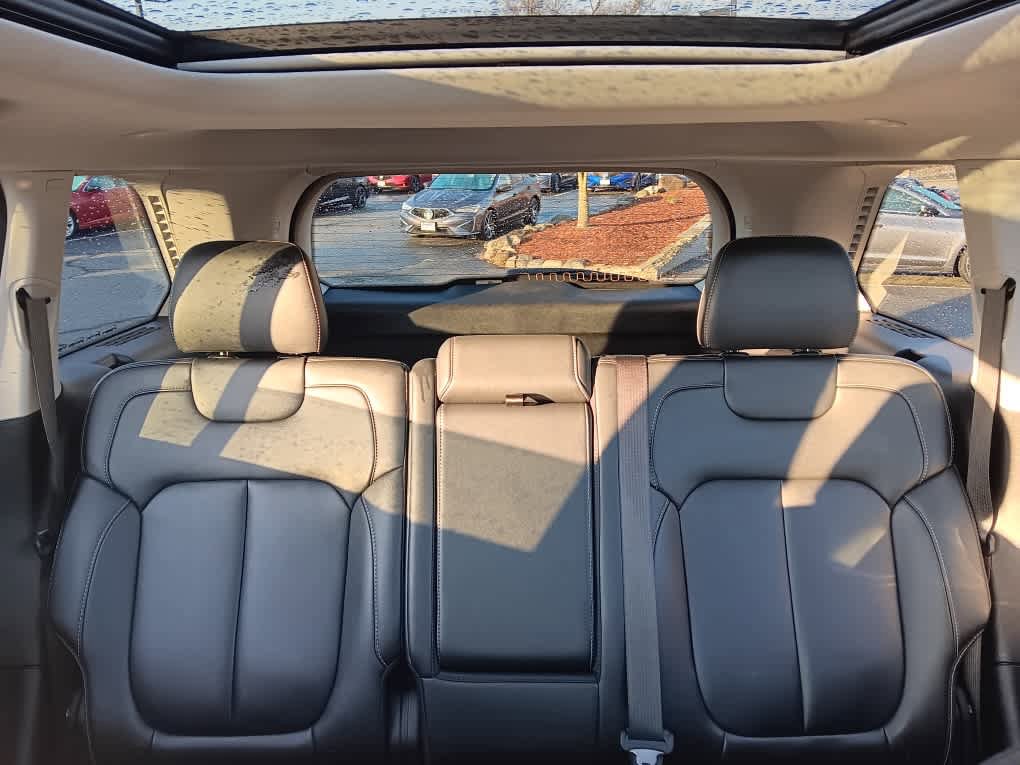 Used 2023 Jeep Grand Cherokee 4WD 4xe image 19