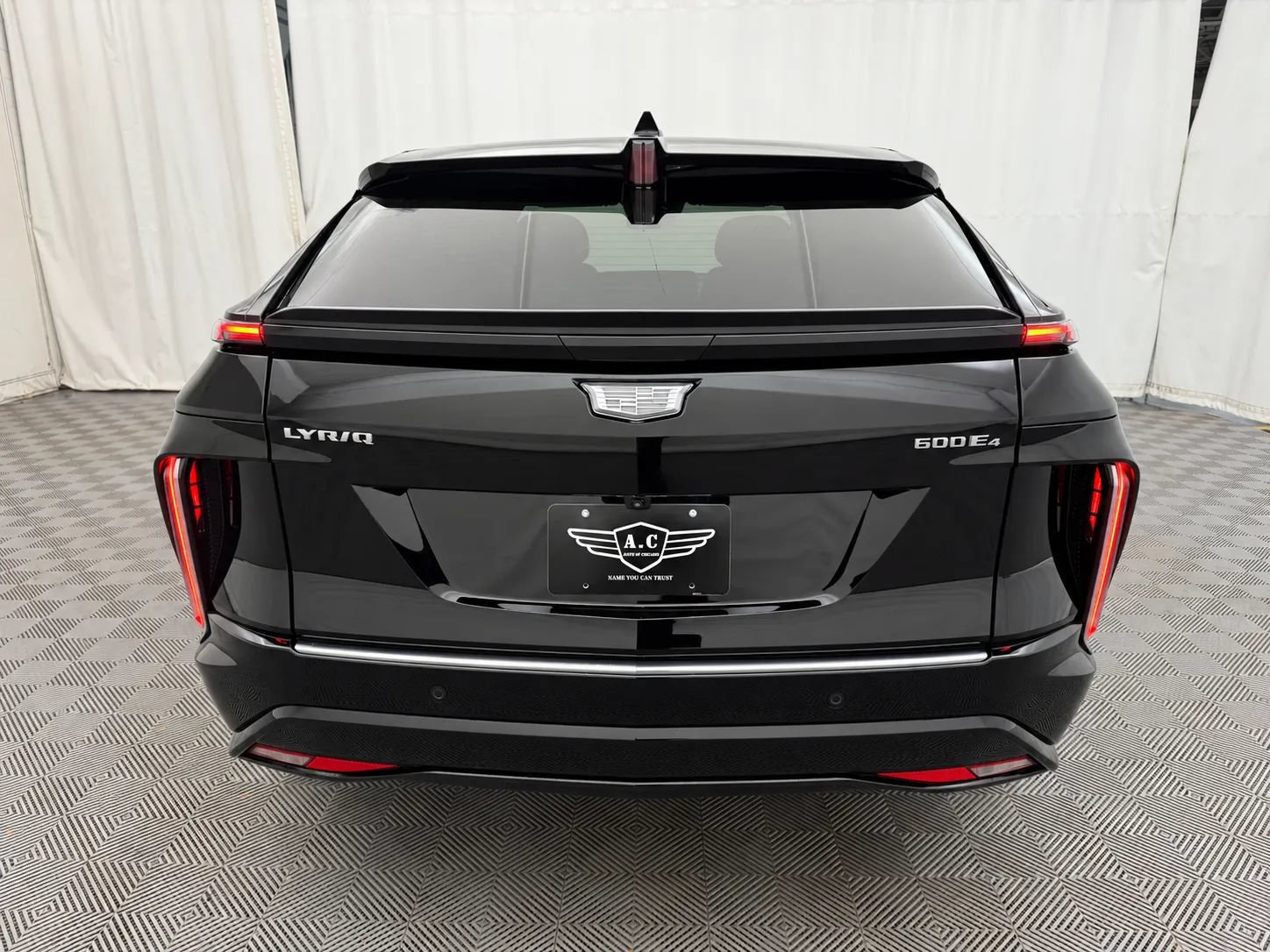 Used 2024 Cadillac Lyriq Tech w/ Driver Assist Package AWD/4WD image 6