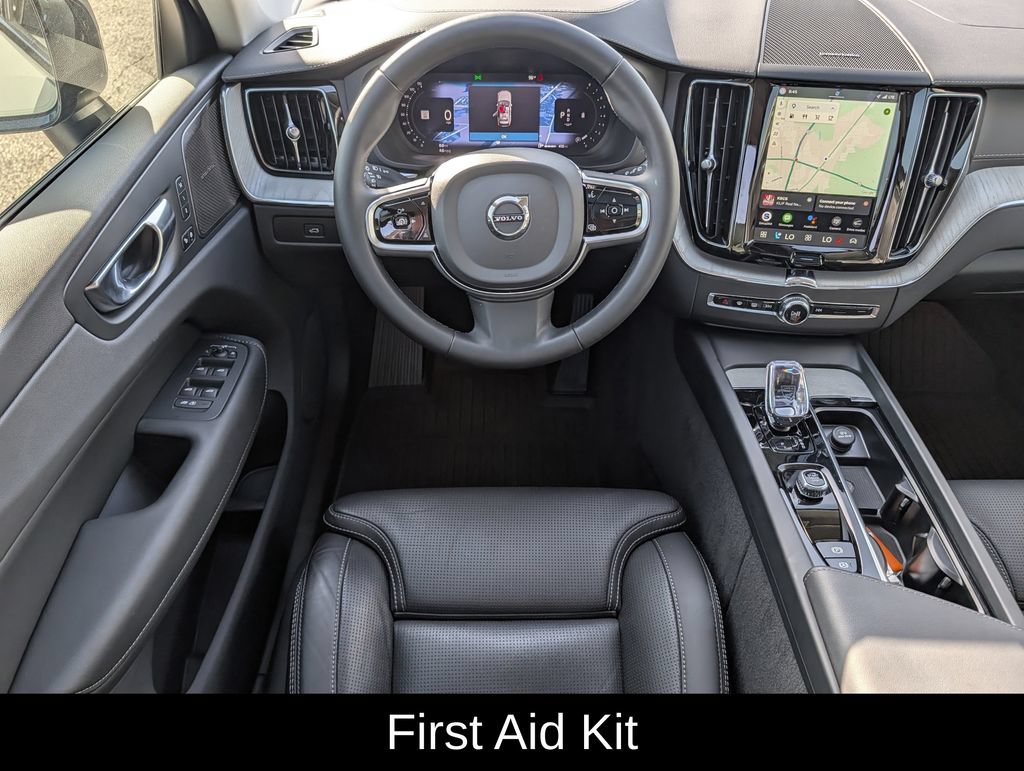 Used 2025 Volvo XC60 B5 Ultra w/ Protection Package Premier AWD/4WD image 13