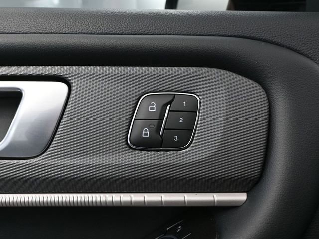 Used 2025 Ford Explorer ST image 20