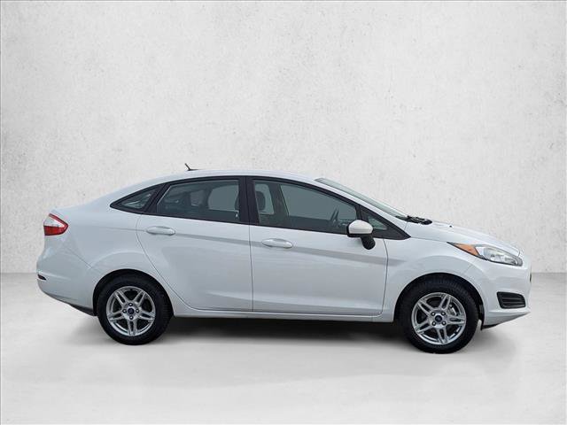 Used 2019 Ford Fiesta SE image 4