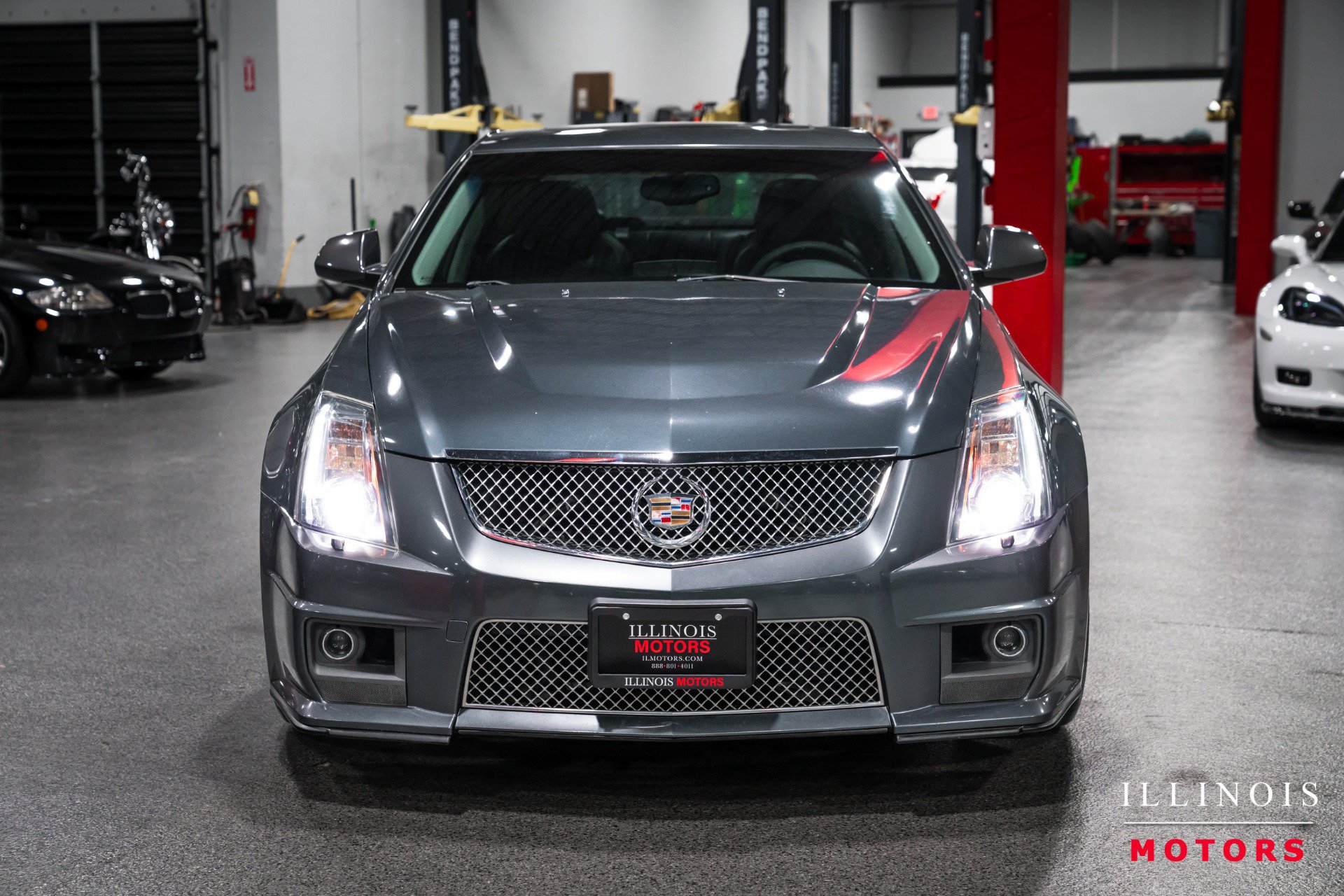 Used 2011 Cadillac CTS V RWD image 8