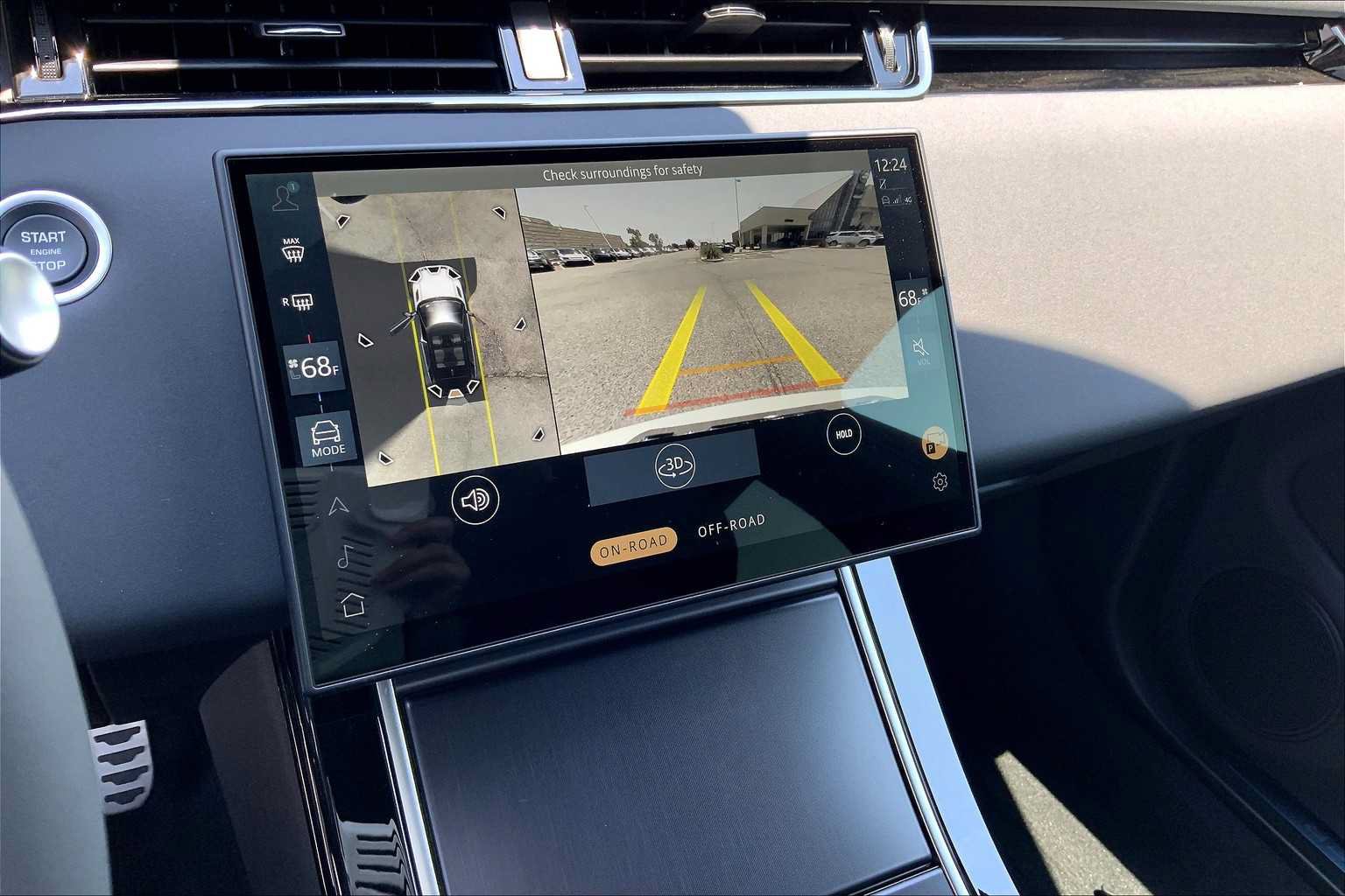 New 2026 Land Rover Range Rover Evoque Dynamic SE AWD/4WD image 16