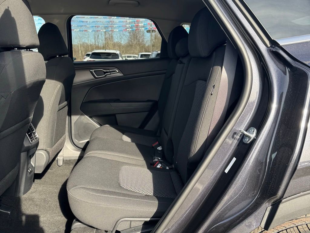 New 2026 Kia Sportage LX AWD/4WD image 11