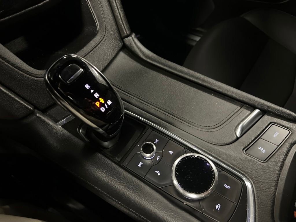 Certified 2023 Cadillac XT5 Sportv w/ Technology Package image 25