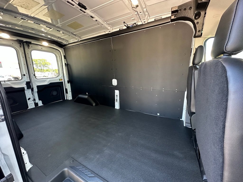 New 2026 Ford Transit 350 148 Medium Roof AWD w/ Load Area Protection Package image 22
