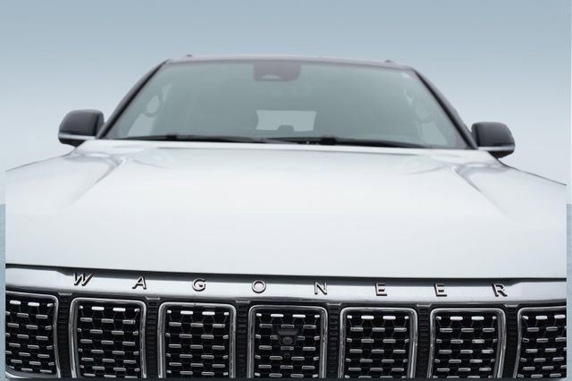 Used 2024 Jeep Grand Wagoneer L Series III image 43