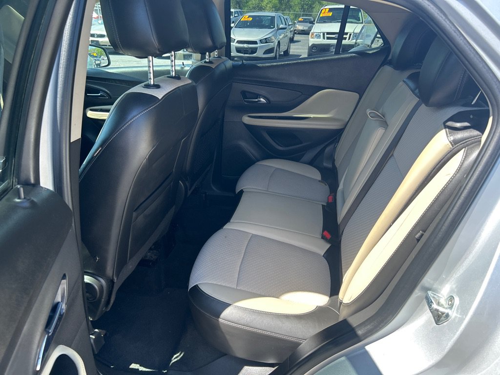 Used 2021 Buick Encore Preferred FWD image 10