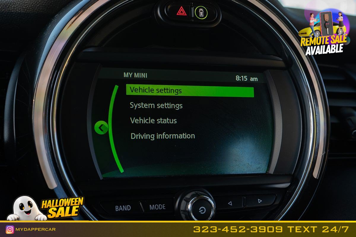 Used 2020 MINI Cooper 2-Door Hardtop FWD image 29