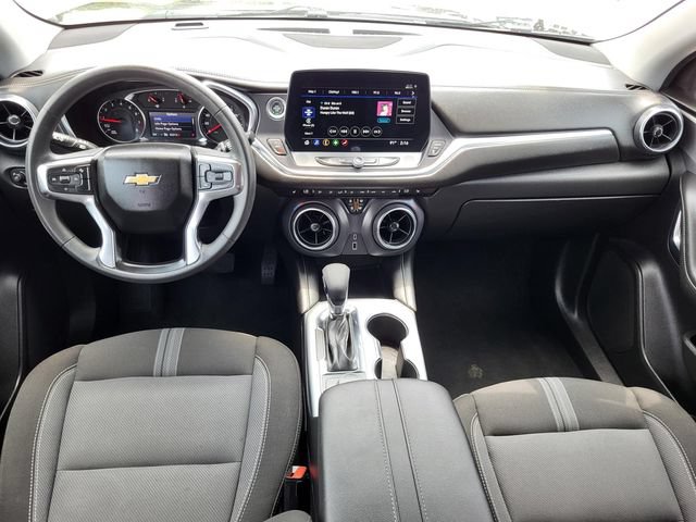 Used 2025 Chevrolet Blazer LT FWD image 15