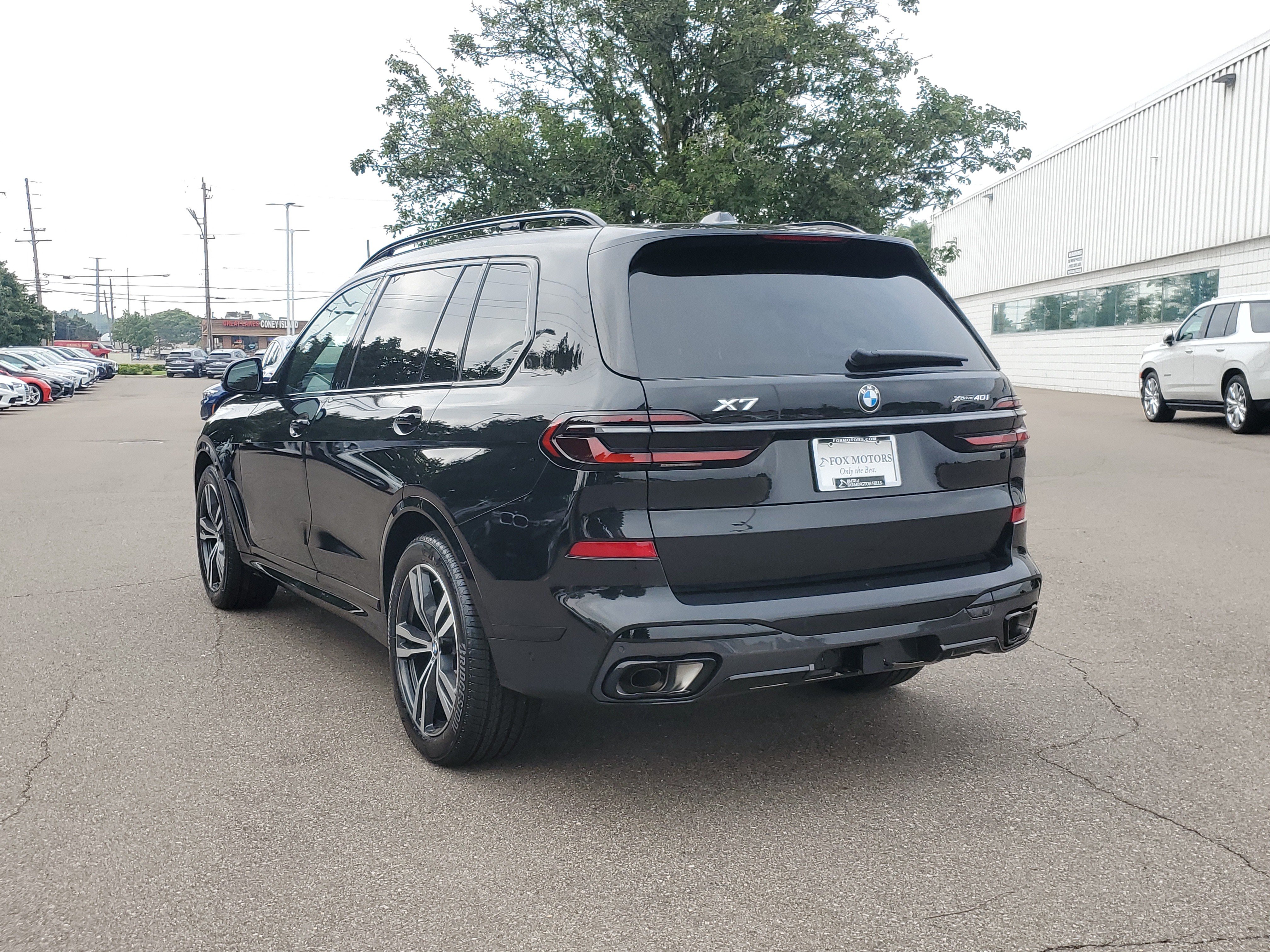 New 2027 BMW X7 xDrive40i w/ Executive Package AWD/4WD image 3
