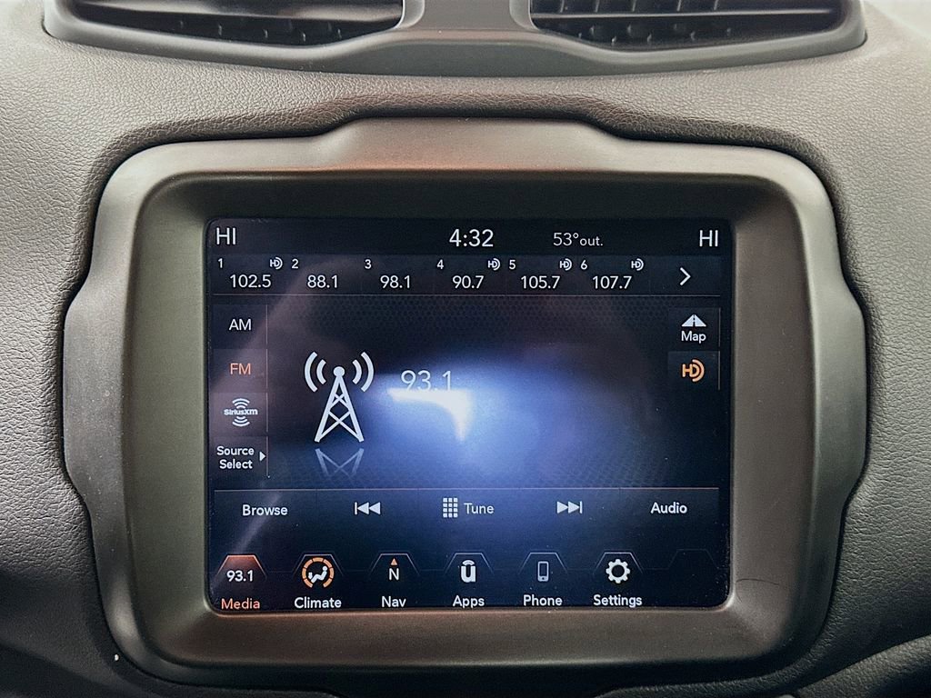 Used 2022 Jeep Renegade Altitude image 14