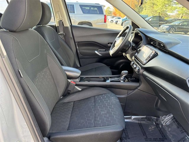 Used 2024 Nissan Kicks SV image 27