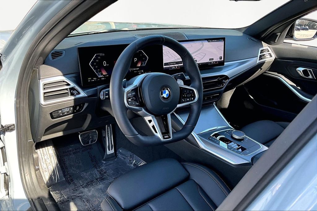 Used 2026 BMW 330i Sedan w/ M Sport Package image 12