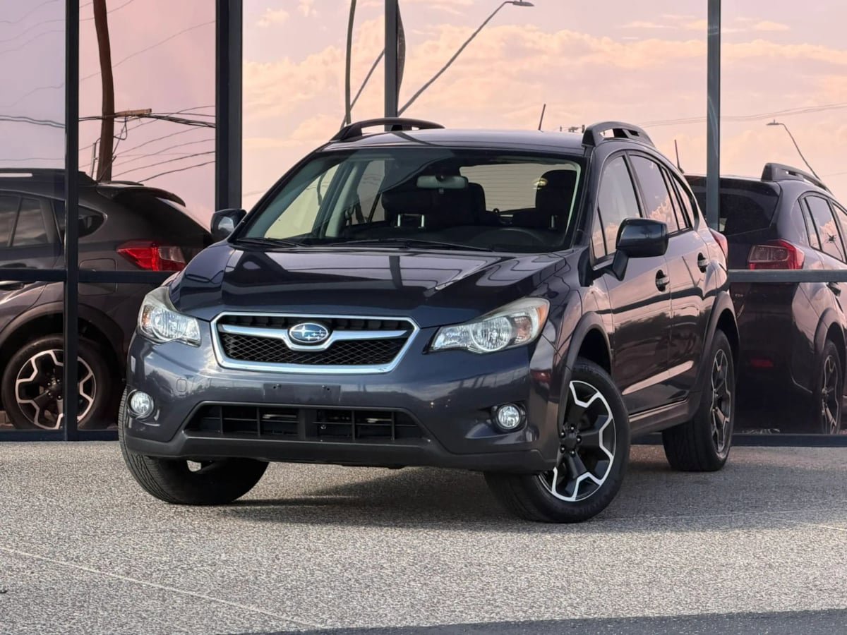 Used 2014 Subaru Crosstrek 2.0i Premium AWD/4WD image 2